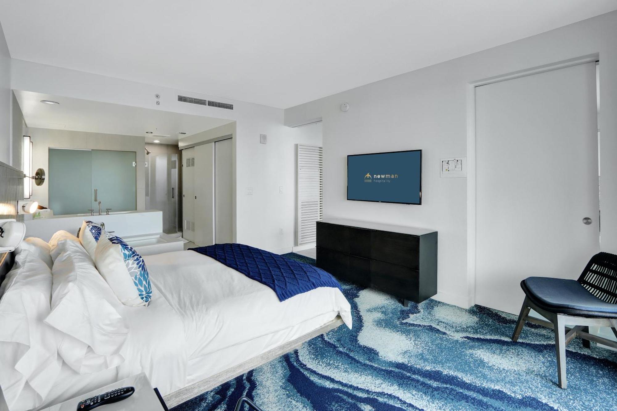 Nautica - Ocean View & Rooftop Pools! By Newman Hospitality Holiday home *